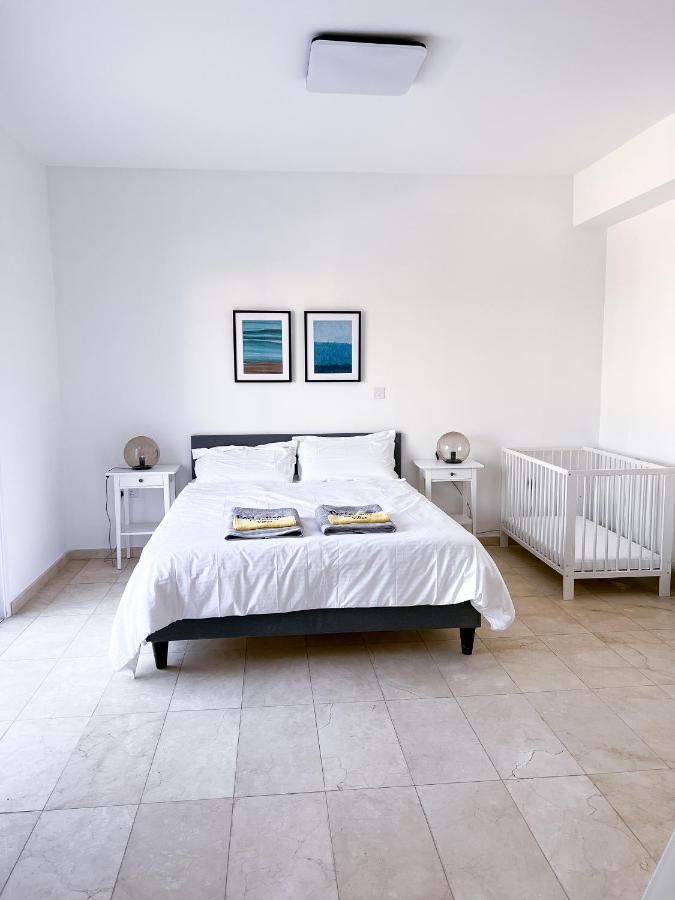 Grand Villa Lynn Seaview Ayia Napa Exterior photo